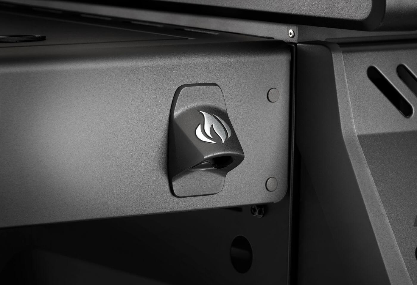 Napoleon Phantom, Rogue PRO 30 Plancha – Bild 15