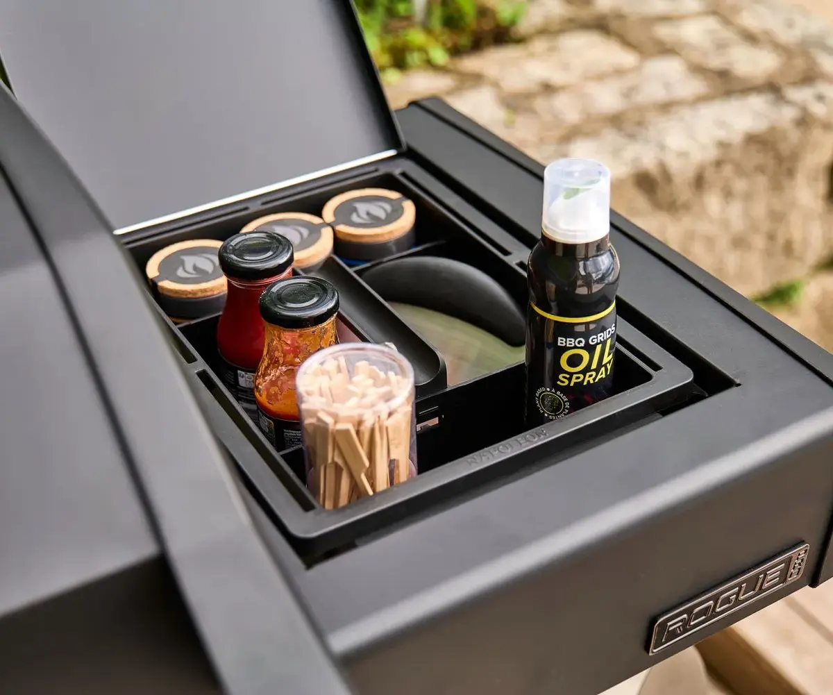 Napoleon Phantom, Rogue PRO 30 Plancha, SIZZLE ZONE Seitenbrenner, mattschwarz